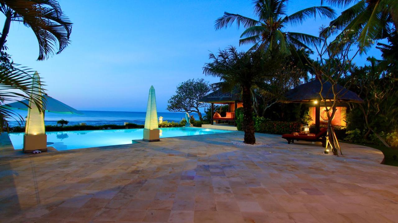 Villa Surgawi Lovina Exterior foto
