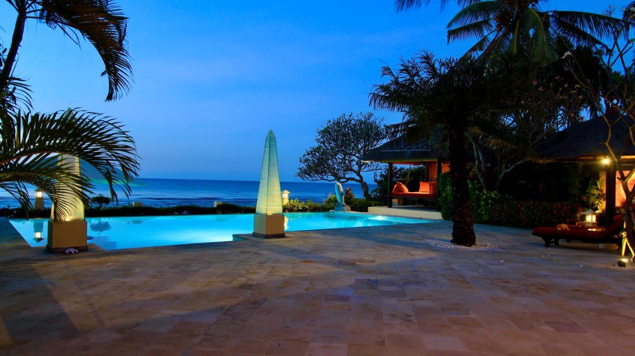 Villa Surgawi Lovina Exterior foto