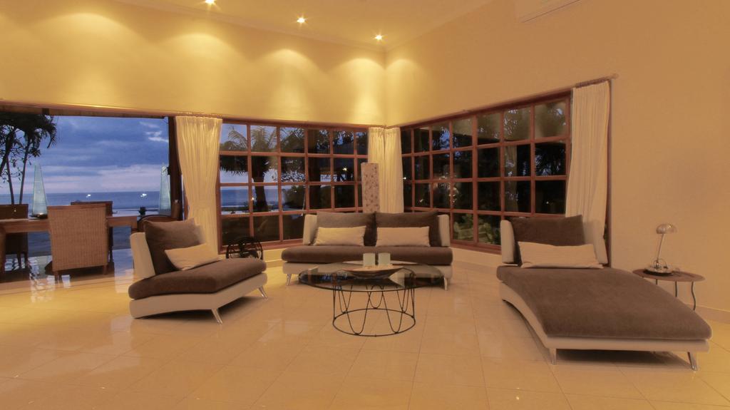 Villa Surgawi Lovina Exterior foto