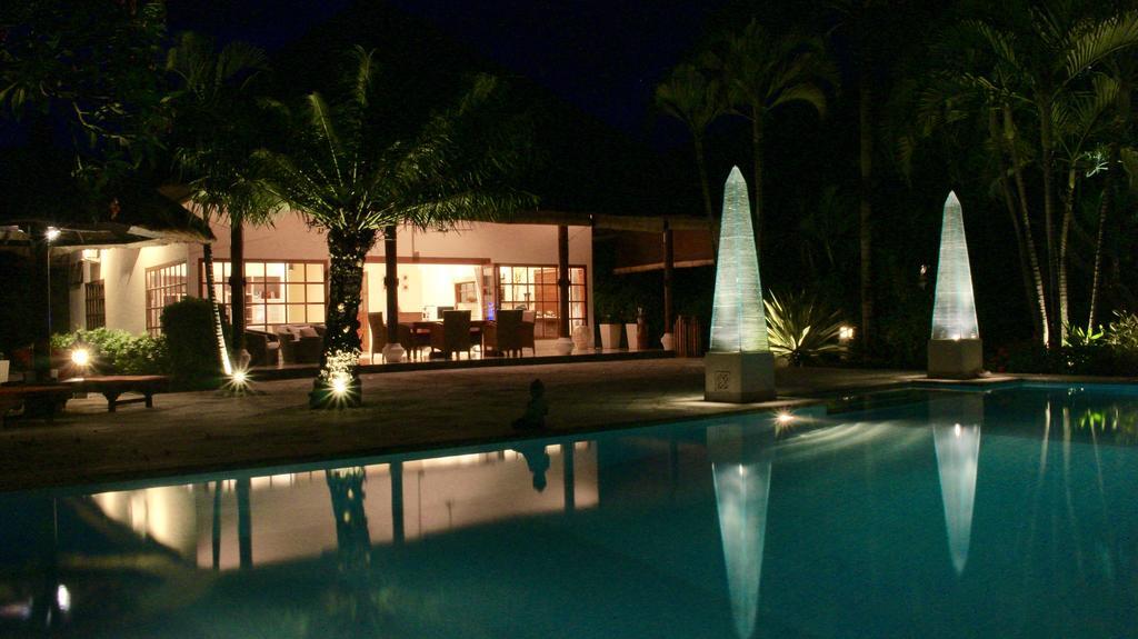 Villa Surgawi Lovina Exterior foto