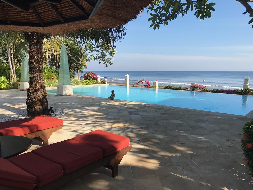 Villa Surgawi Lovina Exterior foto