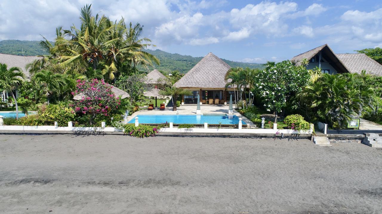 Villa Surgawi Lovina Exterior foto